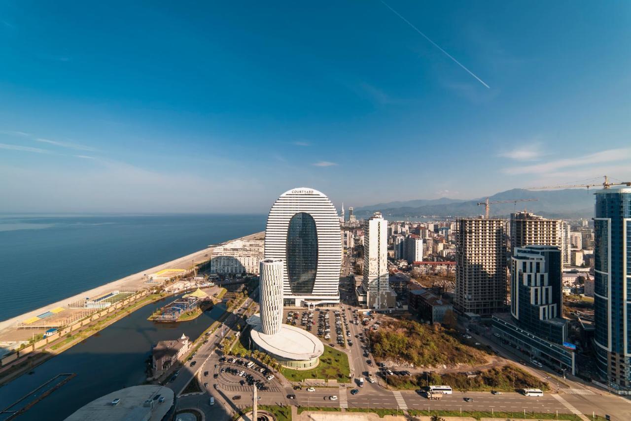 Grand City Apart-Hotel Batumi Exteriör bild